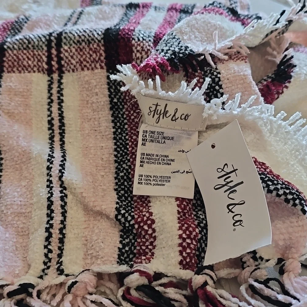 Fall/Winter Accessory Bundle NWT - Picture 6 of 10